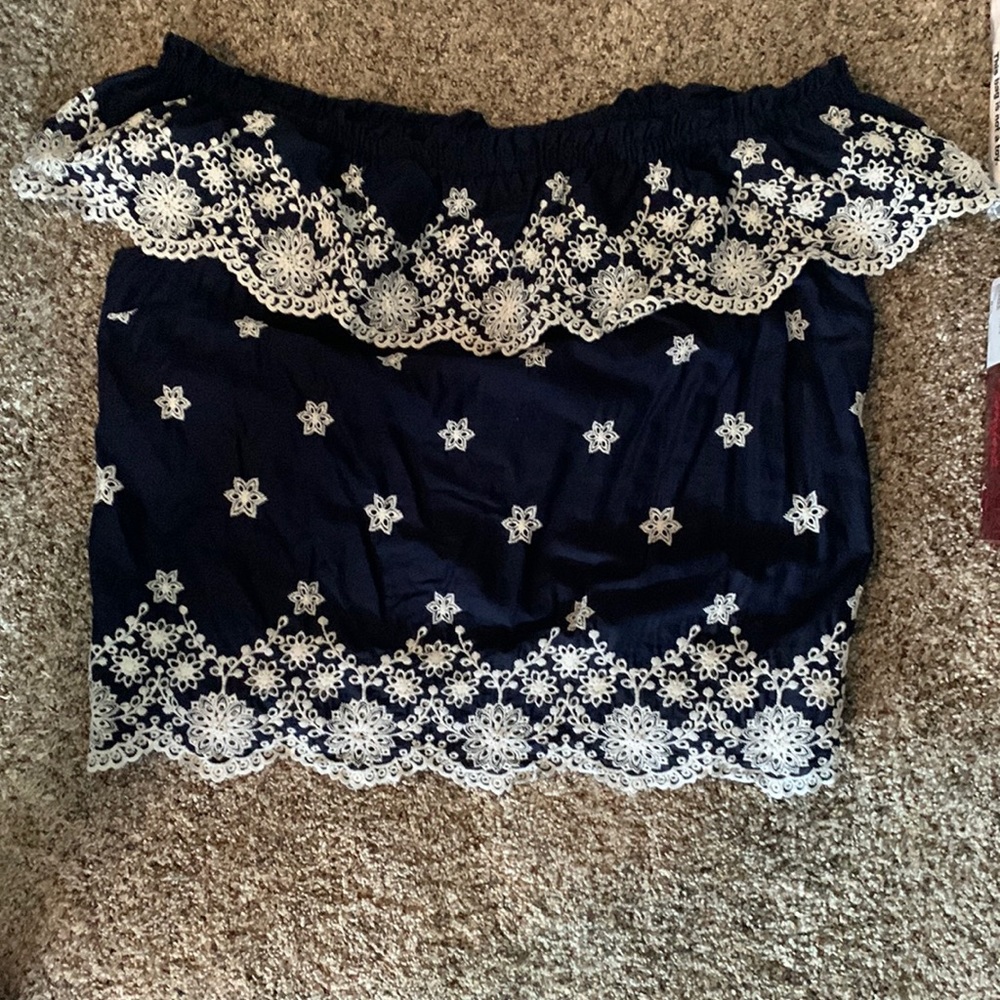 Maurices  cotton off the shoulder navy blue and white embroidered tank top XXL